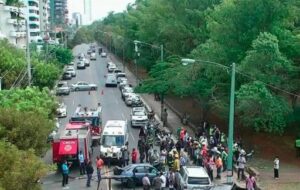 accidente de transito en la avenida caona